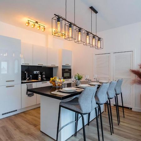 Puerto Banus Second Line, Luxury Apartement マルベーリャ エクステリア 写真