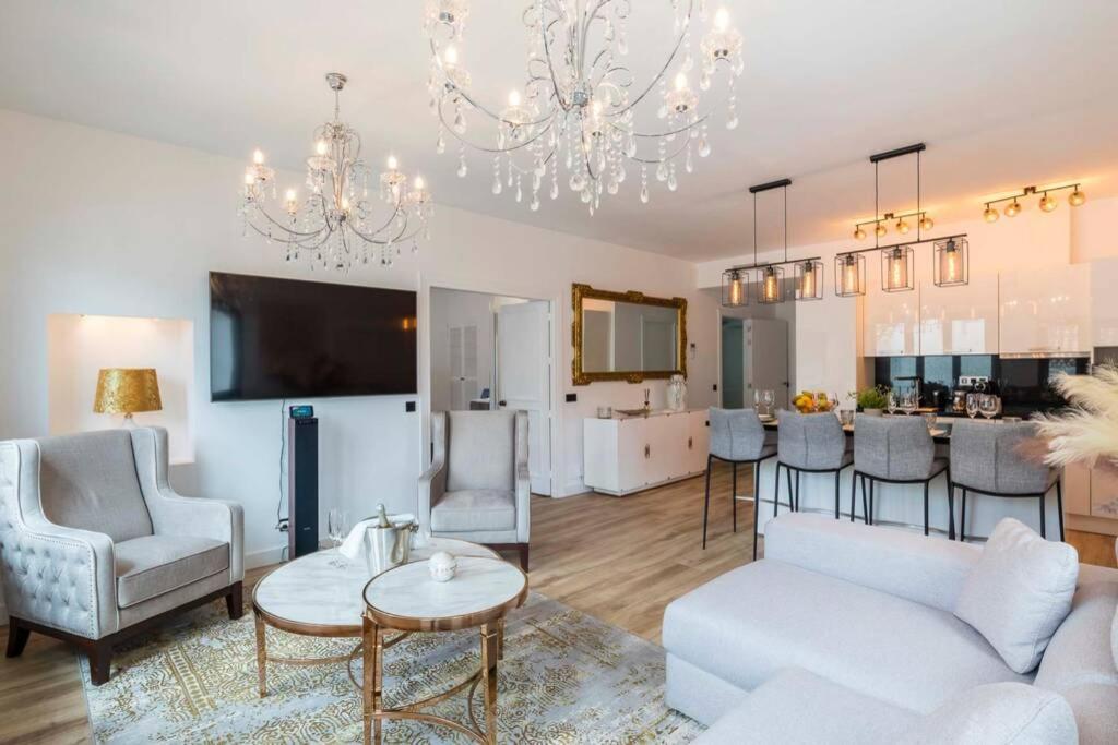 Puerto Banus Second Line, Luxury Apartement マルベーリャ エクステリア 写真
